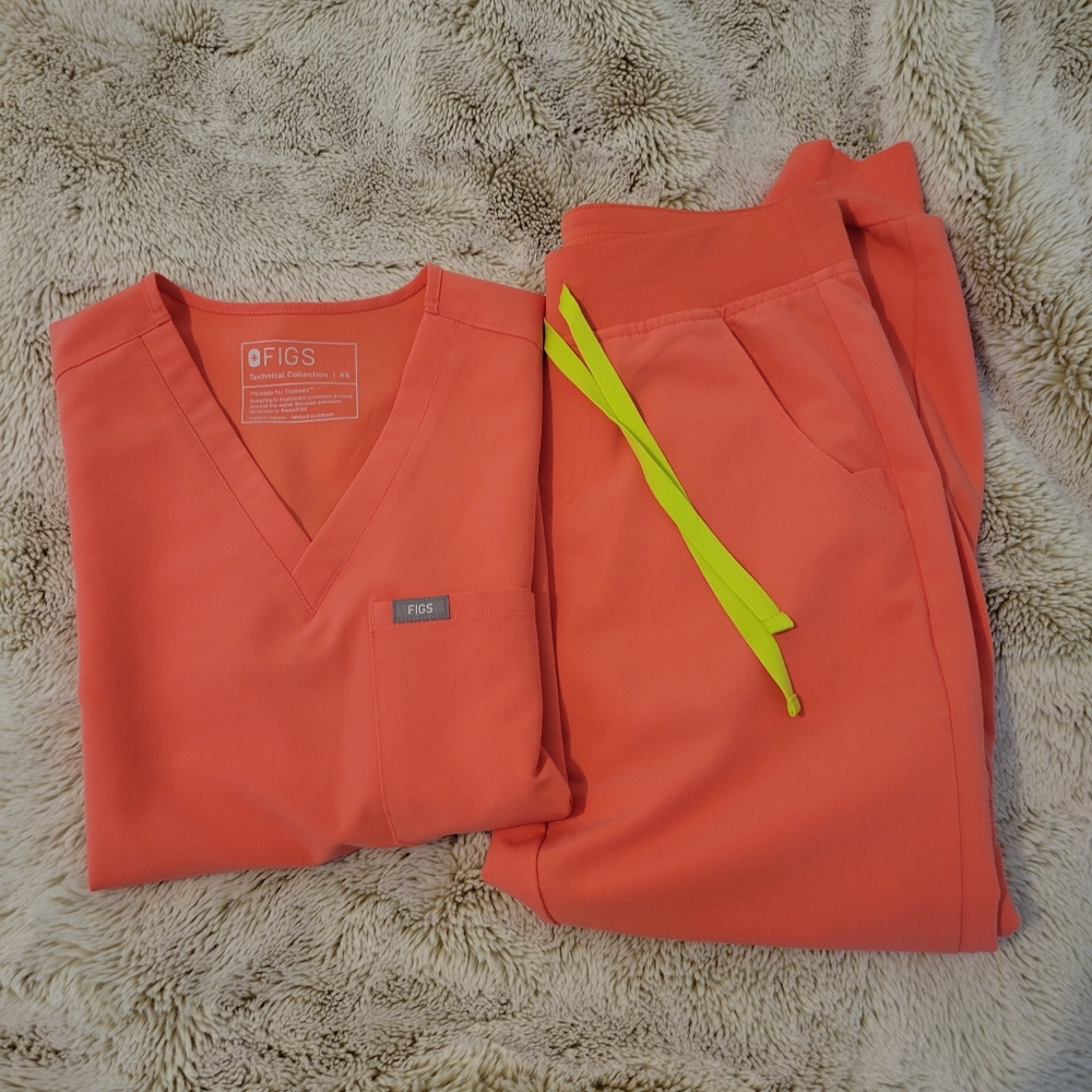 COPY - Figs hot coral set